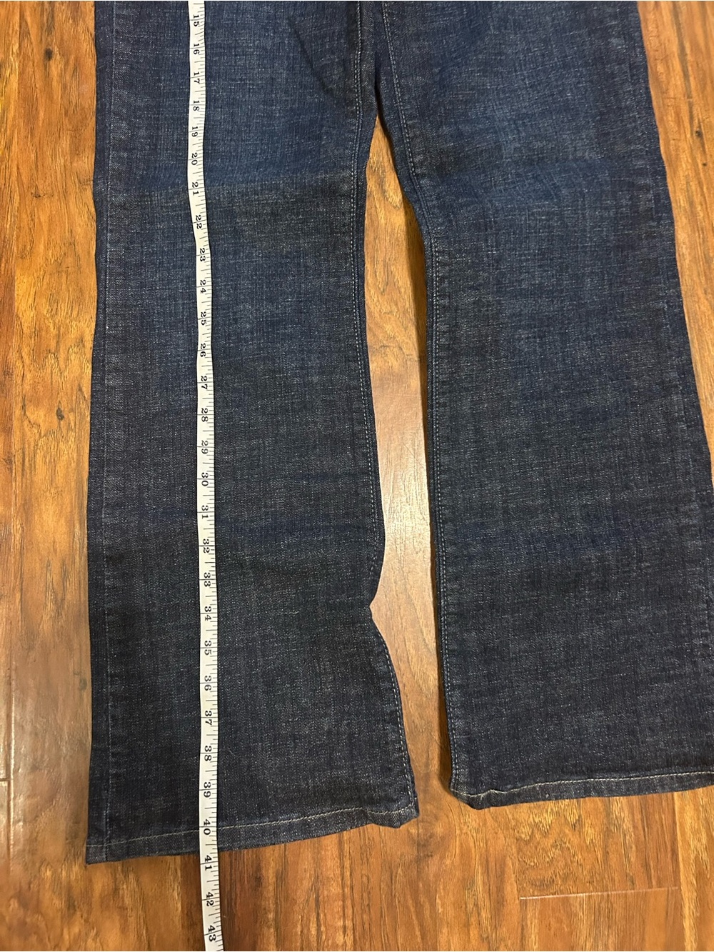 Levi's Perfectly Slimming Women's Dark Blue Bootcut 512 Jeans - Picture 4 of 12